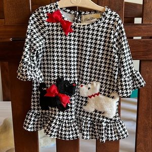 Rare Editions top NWOT